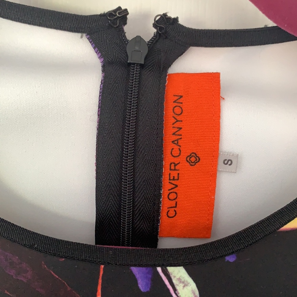Crop Top - Picture 3 of 4